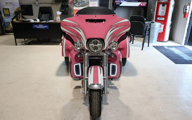 2023 Harley-Davidson Trike FLHTCUTG - Tri Glide Ultra