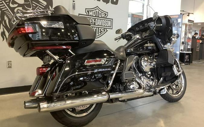 2014 Harley-Davidson® FLHTCU - Electra Glide® Ultra Classic®