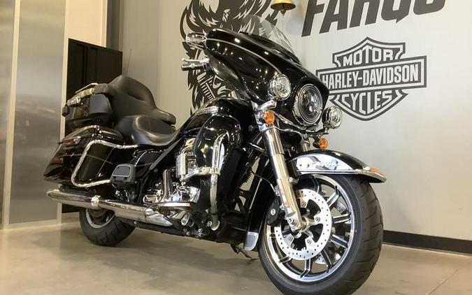 2014 Harley-Davidson® FLHTCU - Electra Glide® Ultra Classic®