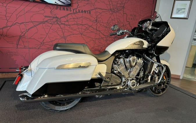 2024 Indian Motorcycle® Challenger® Limited Ghost White Metallic