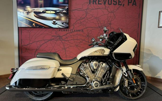 2024 Indian Motorcycle® Challenger® Limited Ghost White Metallic