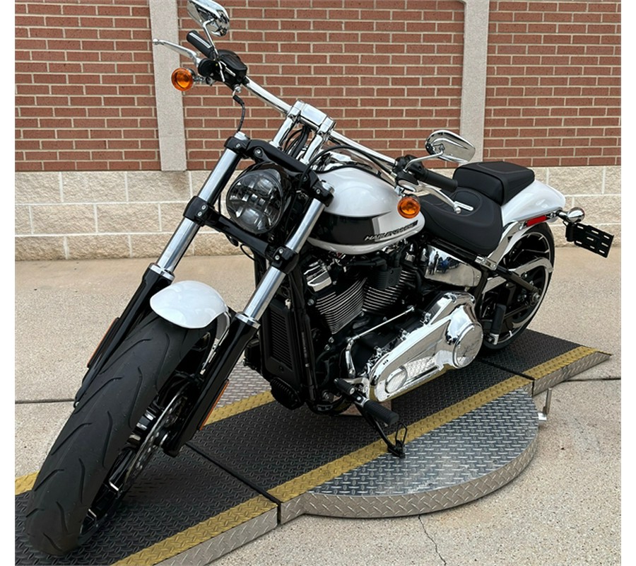 2024 Harley-Davidson Breakout