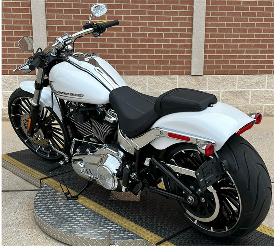 2024 Harley-Davidson Breakout