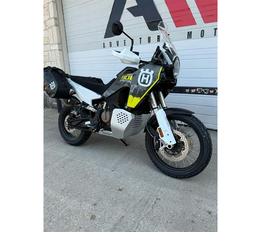 2025 Husqvarna Norden 901 Expedition
