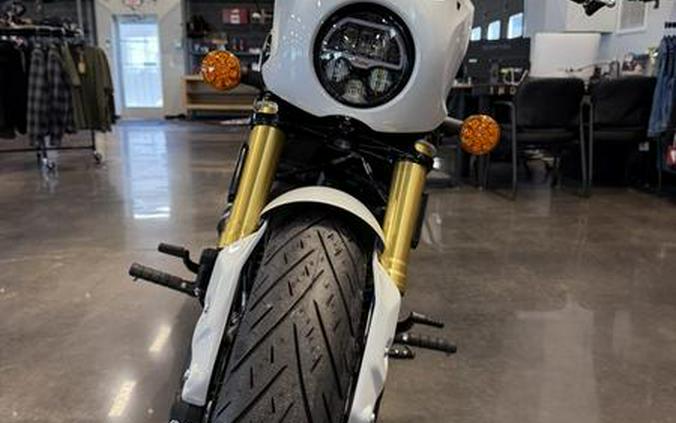 2025 Indian Motorcycle® 101 Scout® Ghost White Metallic with Graphics