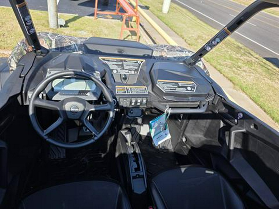 2026 Can-Am Commander X MR