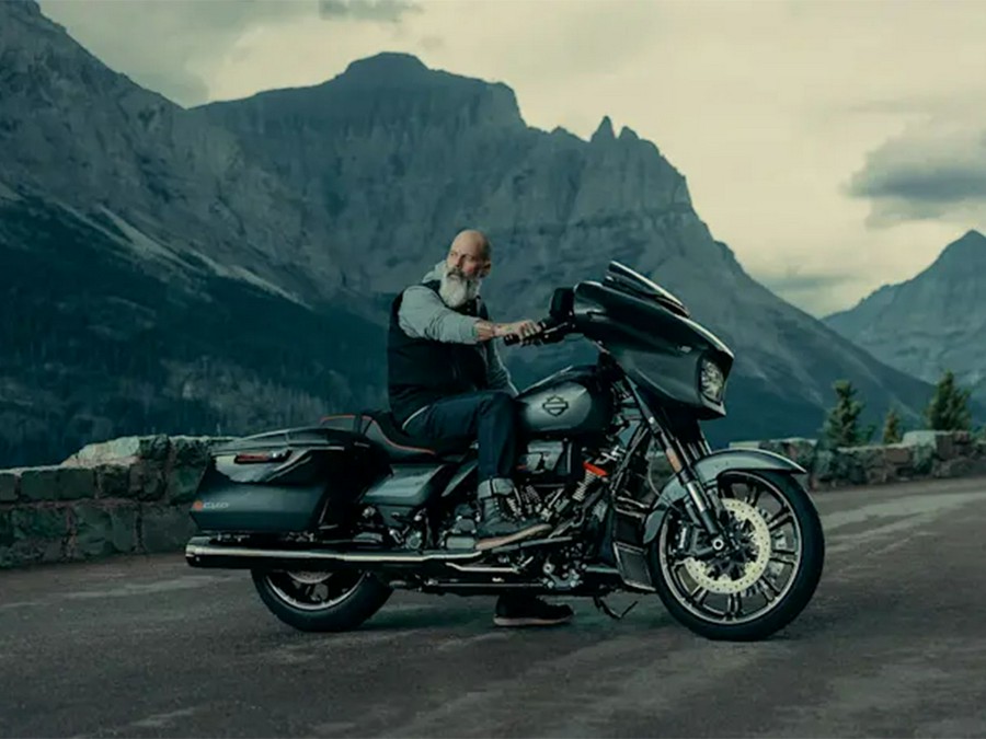 2025 Harley-Davidson CVO™ Street Glide®