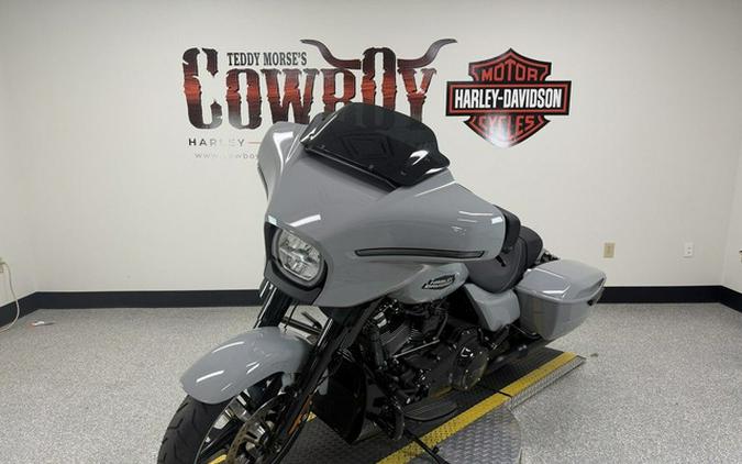 2025 Harley-Davidson FLHX - Street Glide