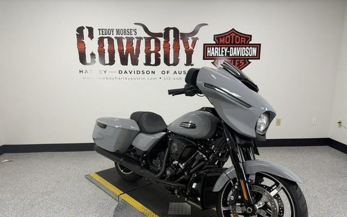 2025 Harley-Davidson FLHX - Street Glide