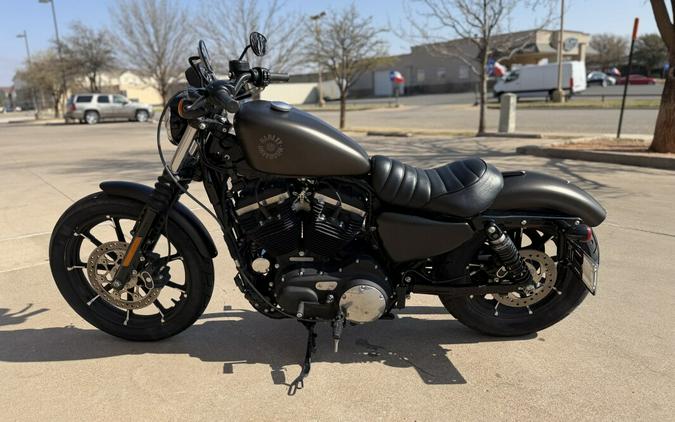 2021 Harley-Davidson® Iron 883™ River Rock Gray