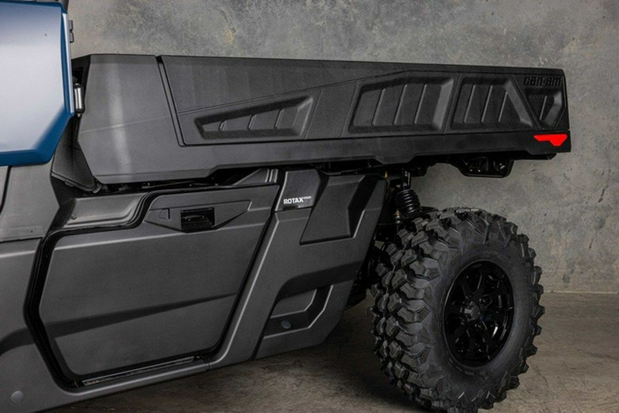 2026 Can-Am Defender PRO Limited HD10