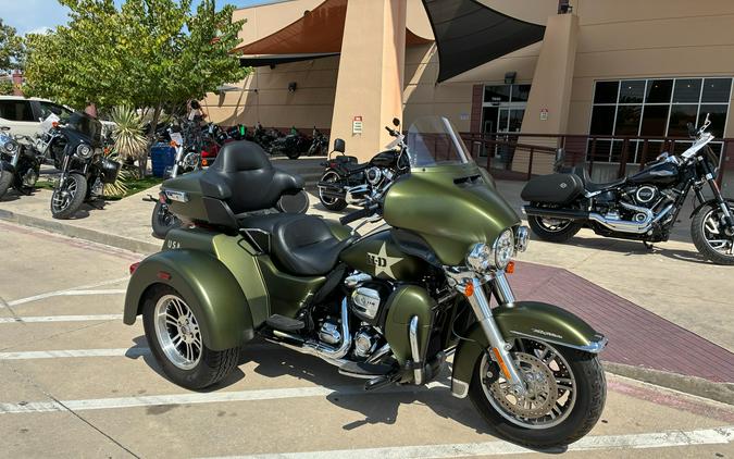 2022 Harley-Davidson Tri Glide Ultra (G.I. Enthusiast Collection)
