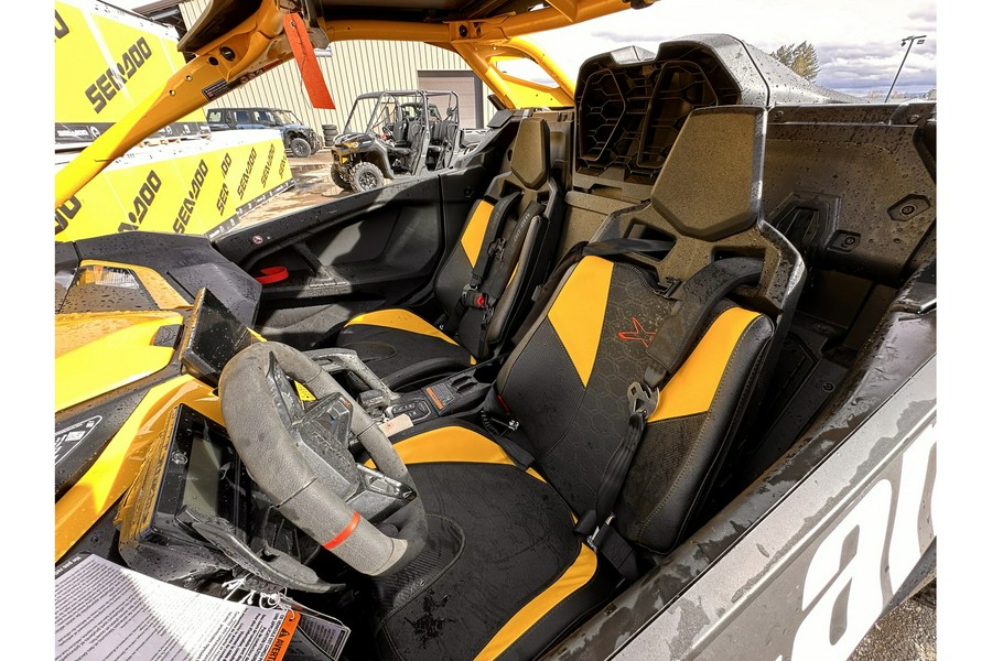 2024 Can-Am Maverick R X RS 999T DCT