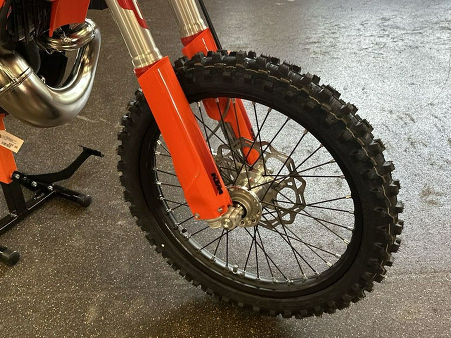 2025 KTM XC 300