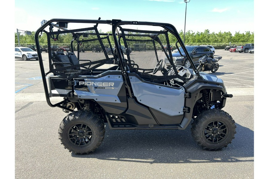 2024 Honda Pioneer 1000-5 Deluxe