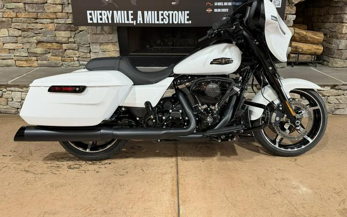 2025 FLHX - Street Glide