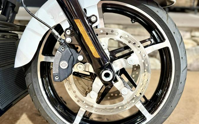 2025 FLHX - Street Glide