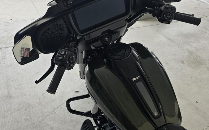 2026 Harley-Davidson® Road Glide® Olive Steel Metallic / Vivid Black Black Trim