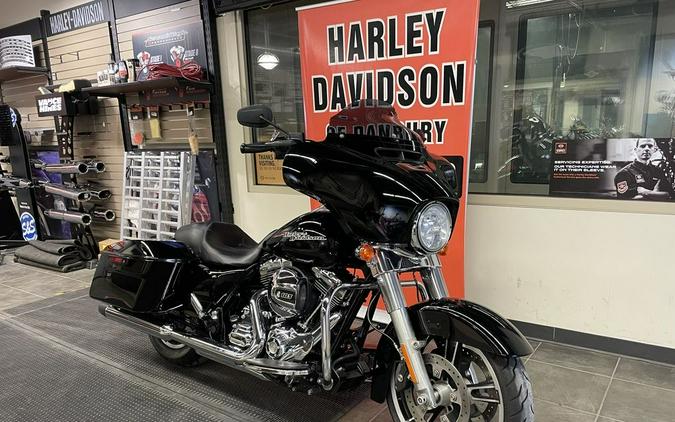 2014 Harley-Davidson® FLHX - Street Glide®