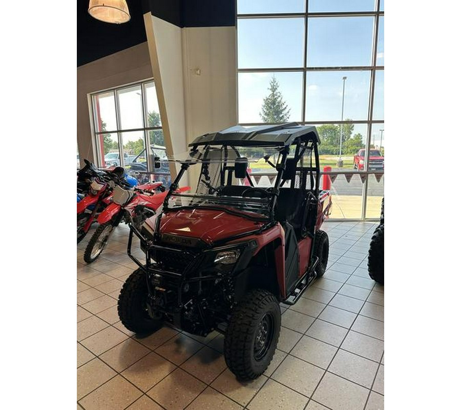 2025 Honda® Pioneer 520