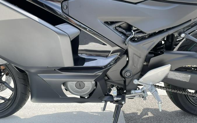 2025 Yamaha YZF-R3