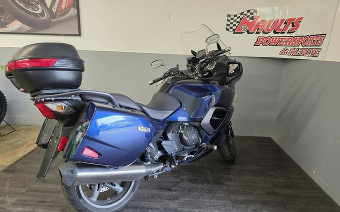 2016 Triumph Trophy SE A1