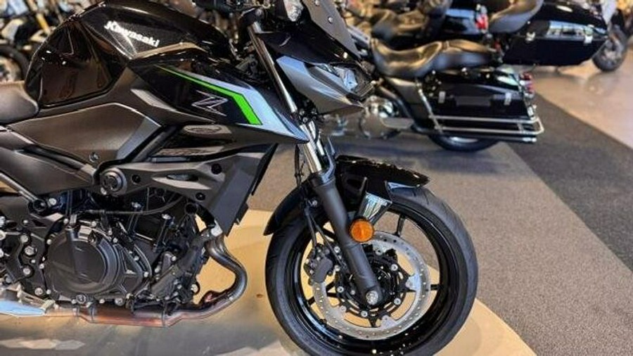 Used 2025 Kawasaki Z500 ABS