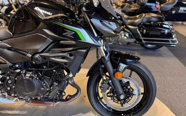 Used 2025 Kawasaki Z500 ABS