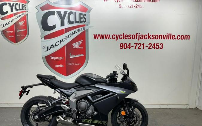 2025 Triumph Daytona 660 Satin Granite/Satin Black 660