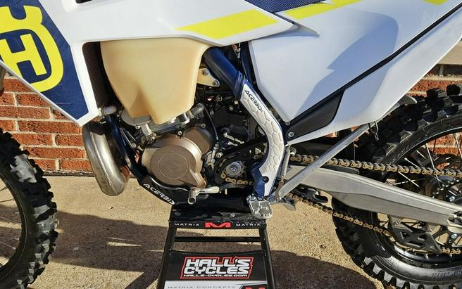 2021 Husqvarna® TX 300i