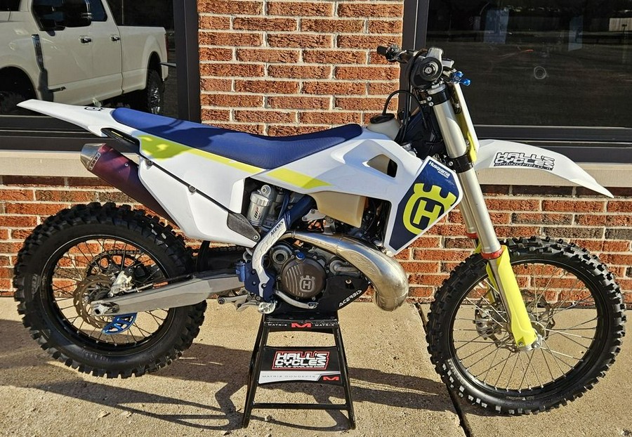 2021 Husqvarna® TX 300i