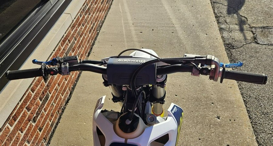 2021 Husqvarna® TX 300i