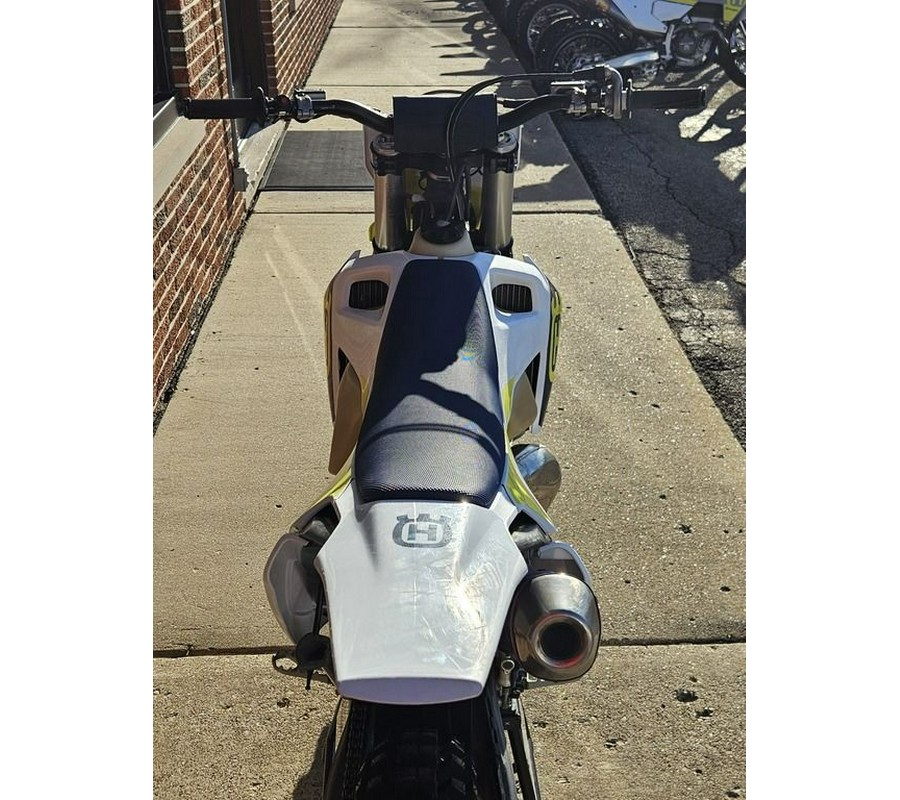 2021 Husqvarna® TX 300i