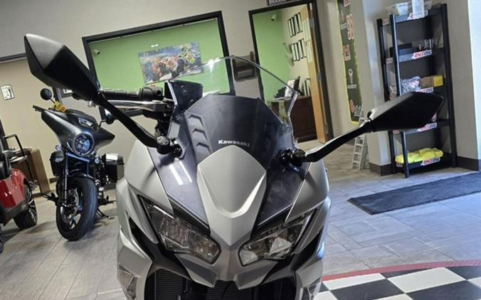 2026 Kawasaki Ninja® 650 ABS