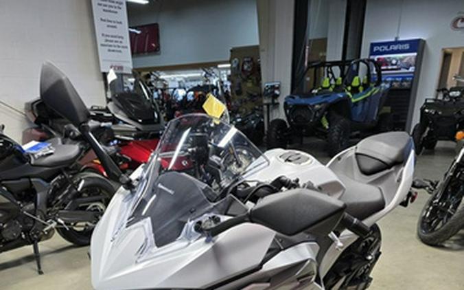 2025 Kawasaki Ninja 500 ABS