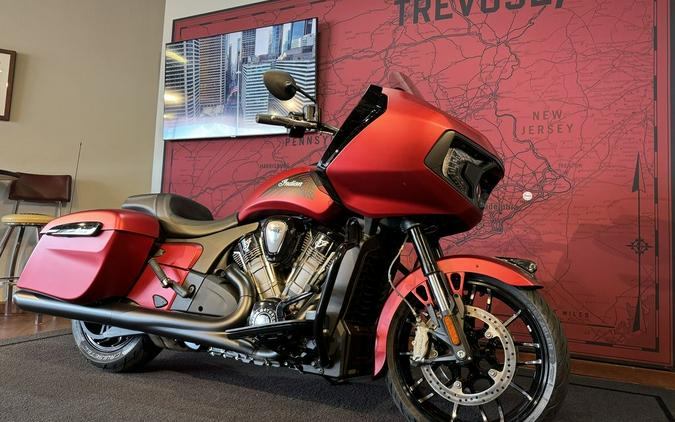 2024 Indian Motorcycle® Challenger® Dark Horse® Sunset Red Smoke