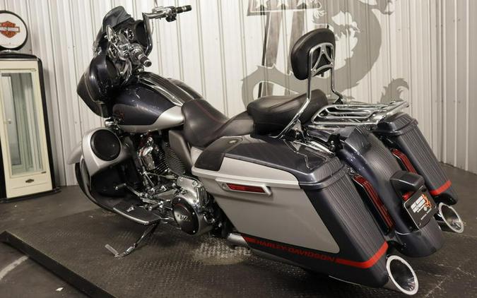 2019 Harley-Davidson® FLHXSE - CVO™ Street Glide®