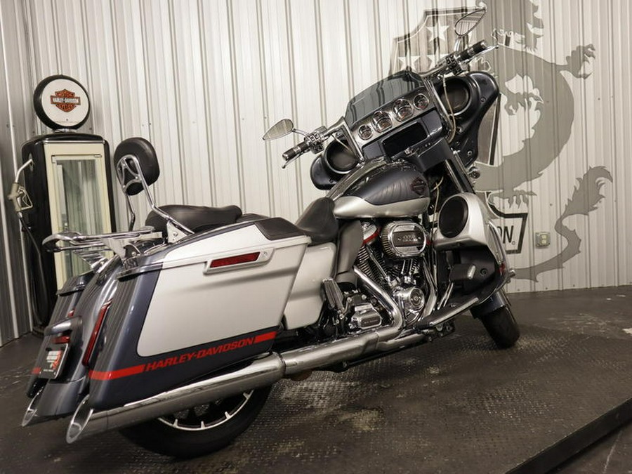 2019 Harley-Davidson® FLHXSE - CVO™ Street Glide®