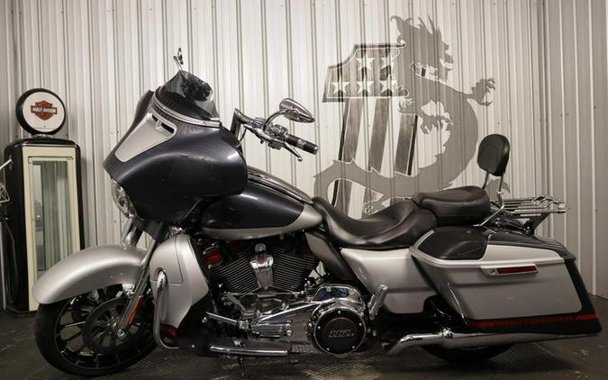 2019 Harley-Davidson® FLHXSE - CVO™ Street Glide®