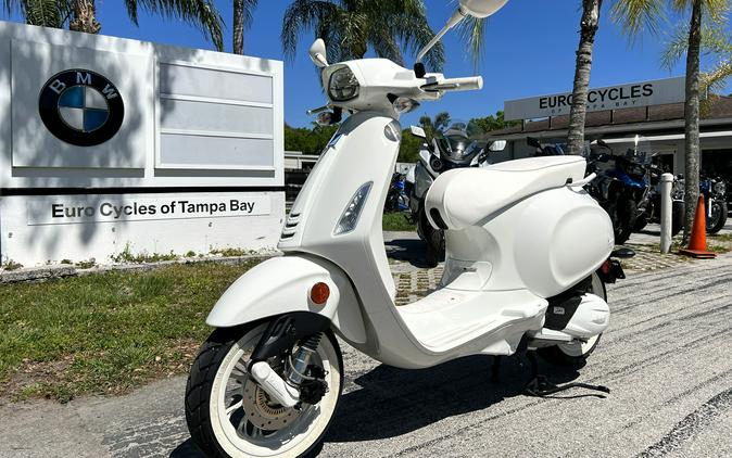 2022 Vespa Sprint 150 White Out