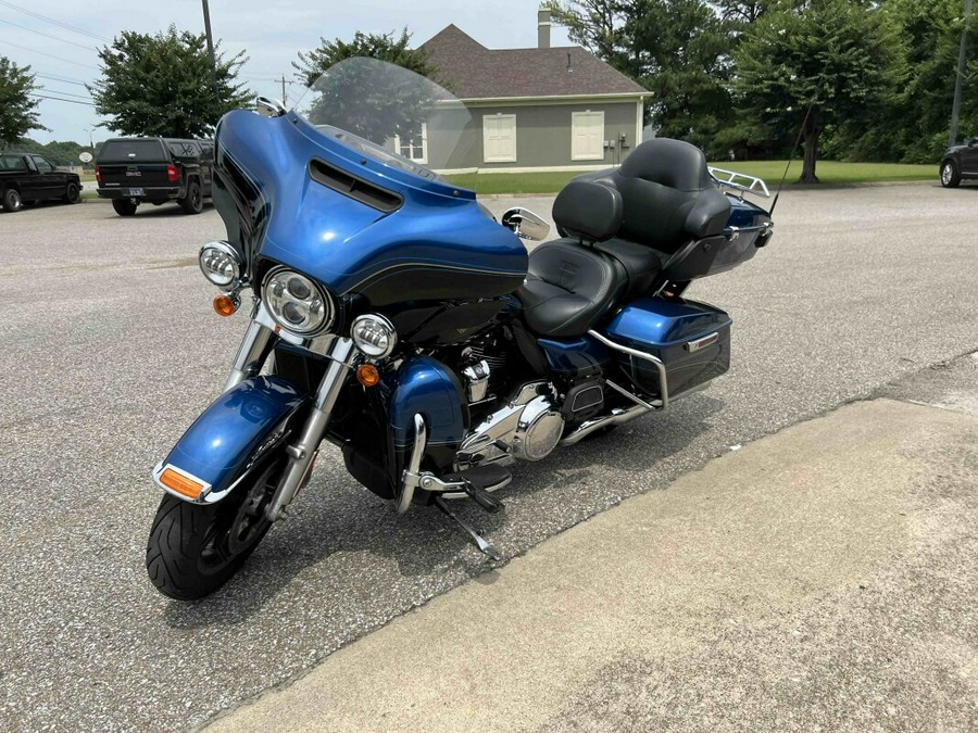 2018 Harley-Davidson 115th Anniversary Ultra Limited Legend Blue/Vivid Black