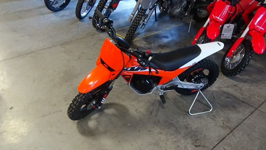 2025 KTM SX-E 2