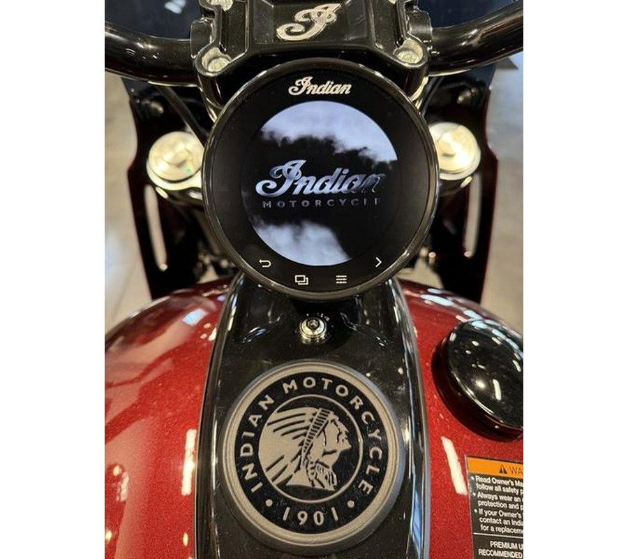 2025 Indian Motorcycle® Sport Chief Maroon Metallic