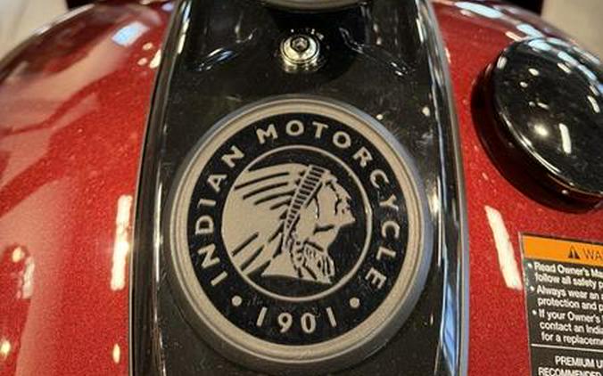 2025 Indian Motorcycle® Sport Chief Maroon Metallic
