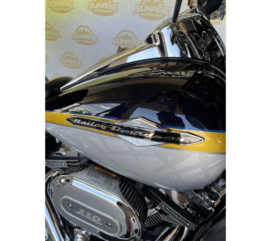 2012 Harley-Davidson Touring CVO Ultra Classic Electra Glide