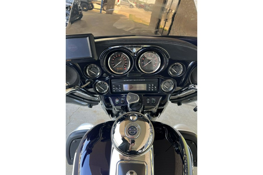 2012 Harley-Davidson® CVO™ Ultra Classic Electra Glide®