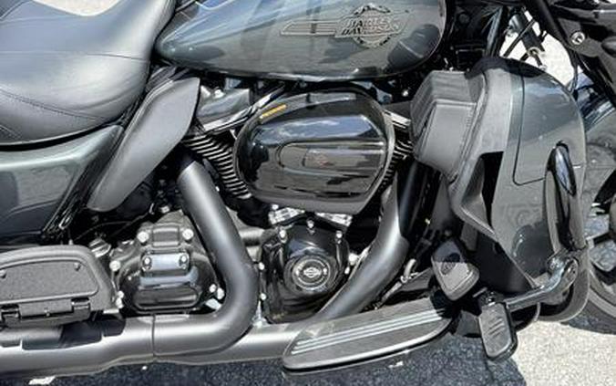 2025 Harley-Davidson® FLHTCUTG - Tri Glide® Ultra