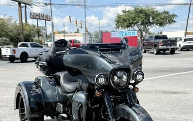 2025 Harley-Davidson® FLHTCUTG - Tri Glide® Ultra