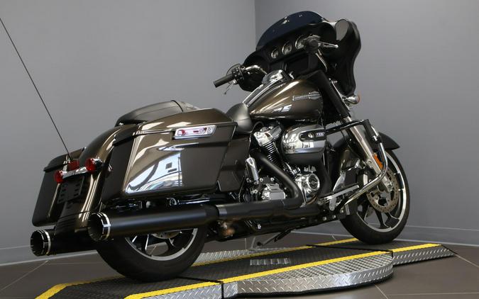 2021 Harley-Davidson® Street Glide® FLHX