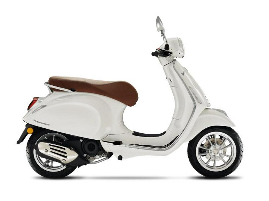 2022 Vespa Primavera 50 30 mph